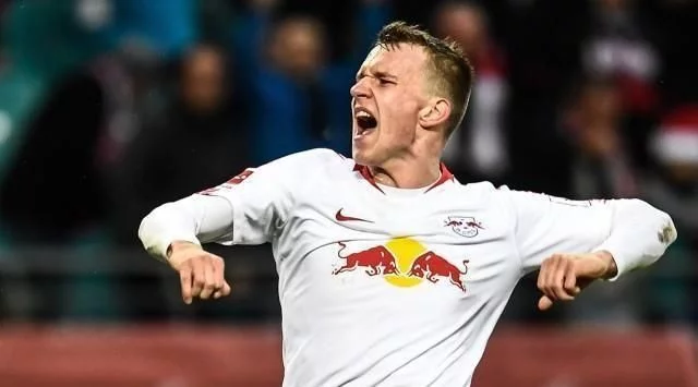 轮换球员 轮换球员