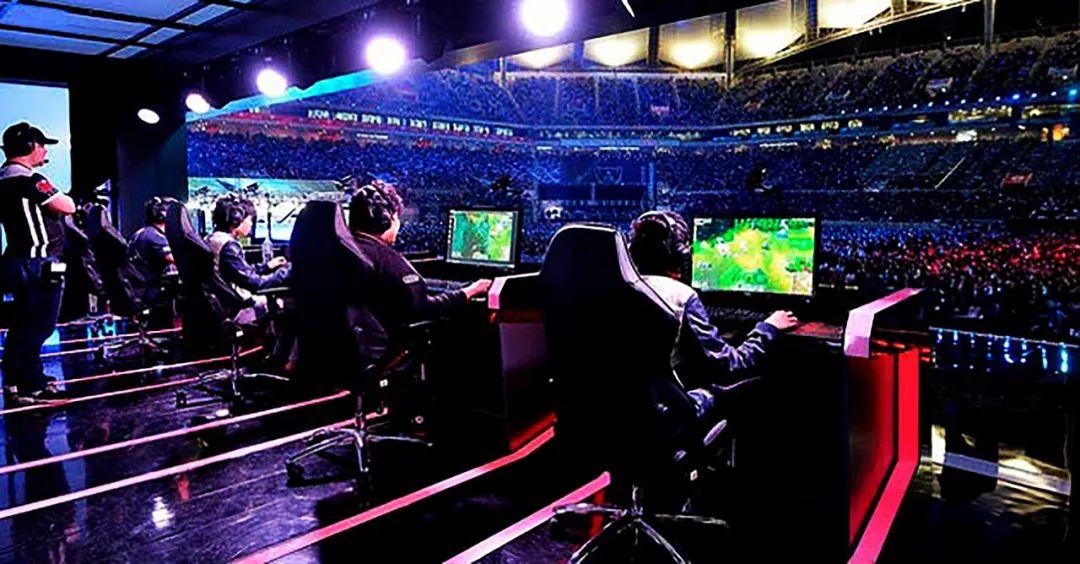 这是一场由 这是一场由